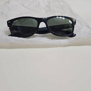 Ray-Ban Classic Black Sunglasses